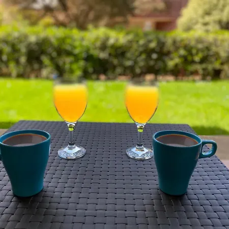 Casa De Anmar Casa Independiente Con Jardín, *