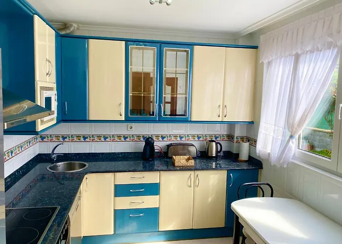 בית נופש Casa De Anmar Casa Independiente Con Jardin,