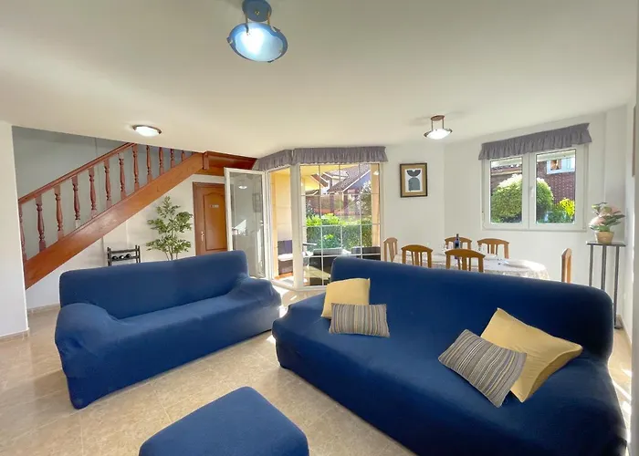 Casa De Anmar Casa Independiente Con Jardin, בית נופש *